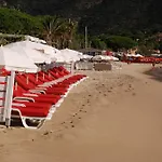 Bel Saint Clair-lavandou شقة *