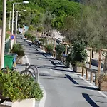 Bel Saint Clair-lavandou لو لا فاندو